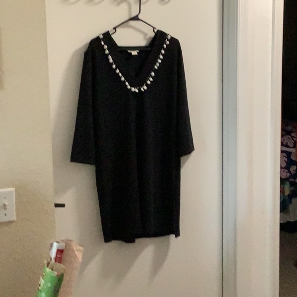 DRESS